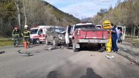 Una víctima fatal y un adolescente en grave estado tras choque frontal en San Martín de los Andes