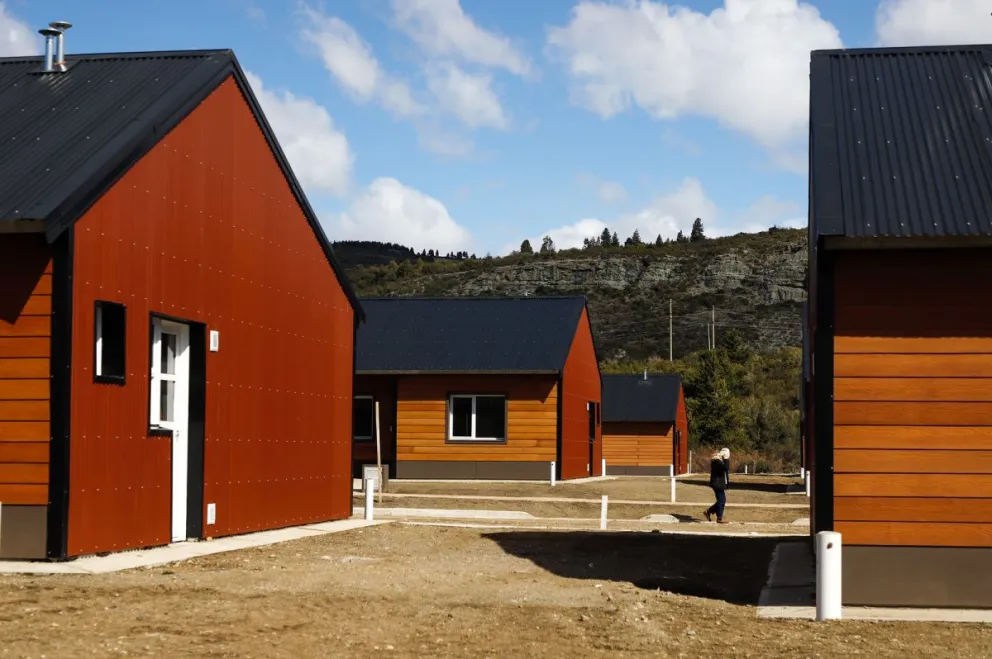 Entregaron 48 viviendas a docentes de Bariloche