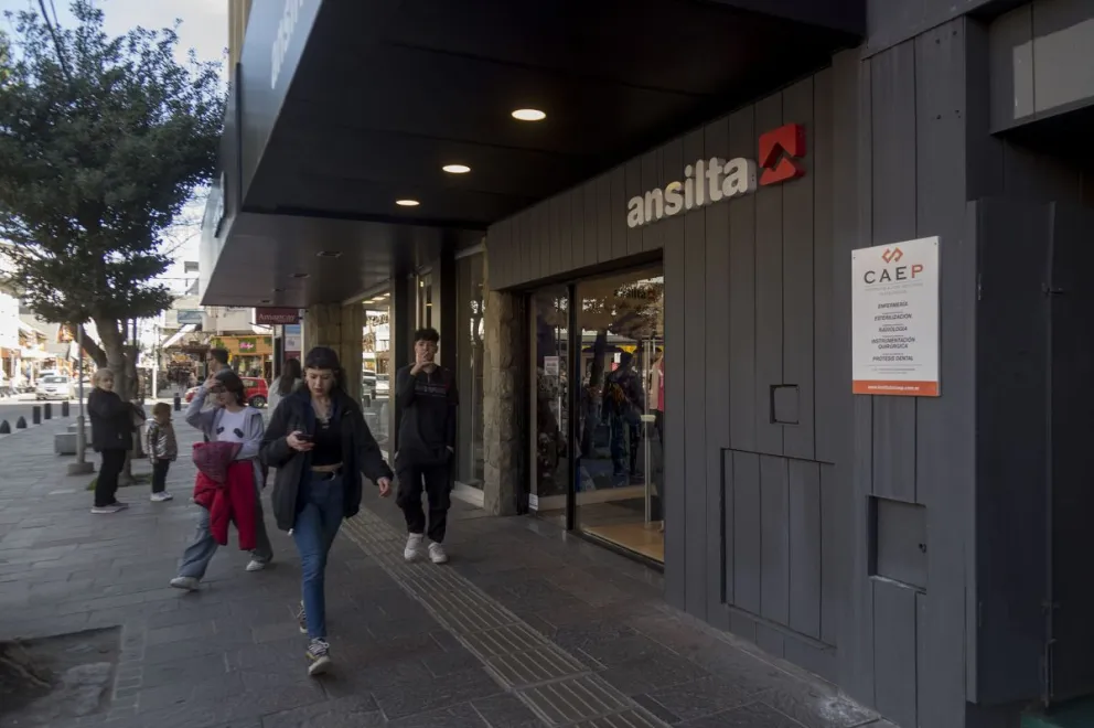 Cómo sigue el sector comercial post crisis de pandemia