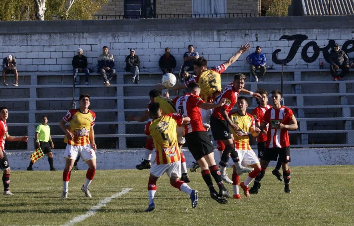Alas y Cruz del Sur definirán la Copa Bariloche