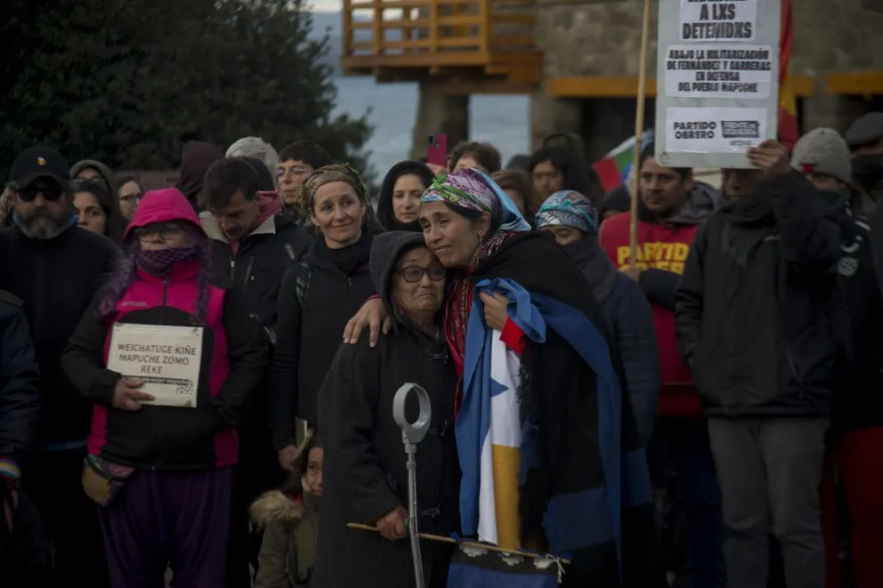Exigen que se retome la mesa de diálogo y se libere a las presas mapuche