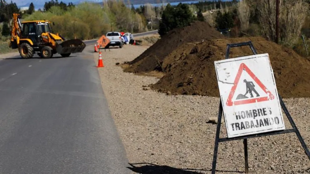 Cuáles son las obras que avanzan en Dina Huapi