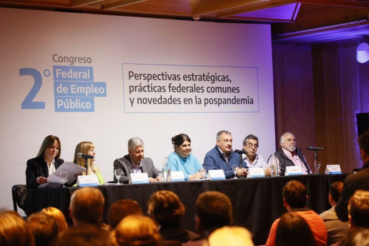 Gennuso: "nos preocupa que el empleo público tenga calidad para brindar los servicios” 