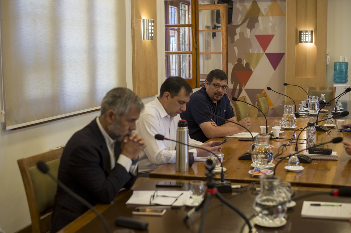 El Concejo resolvió llamar a una comisión extraordinaria y convocar a Gennuso para esta tarde