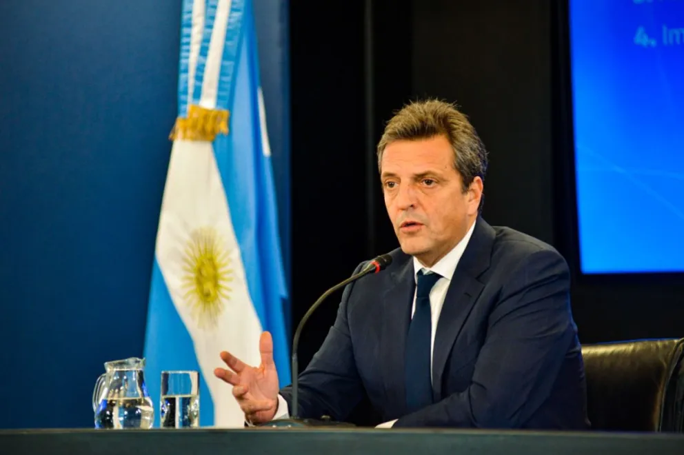 Massa convocó a una reunión con sindicatos y diputados por el impuesto a las ganancias