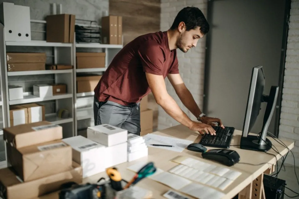 Diversas formaciones profesionales de un año de duración con amplia y variada salida laboral