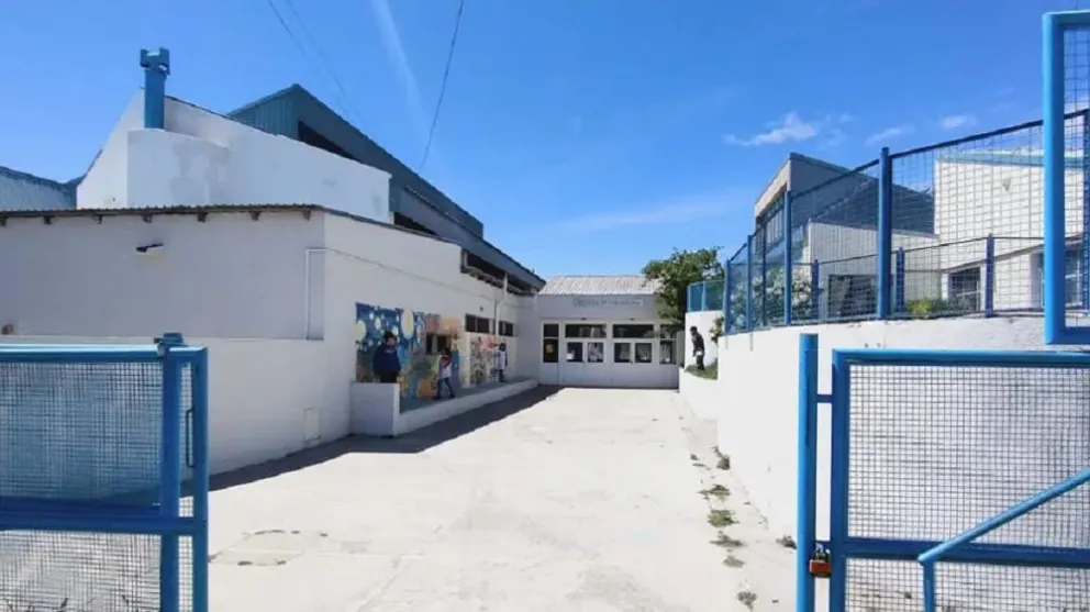 Nueva instalación de gas y laboratorio para la Primaria 298