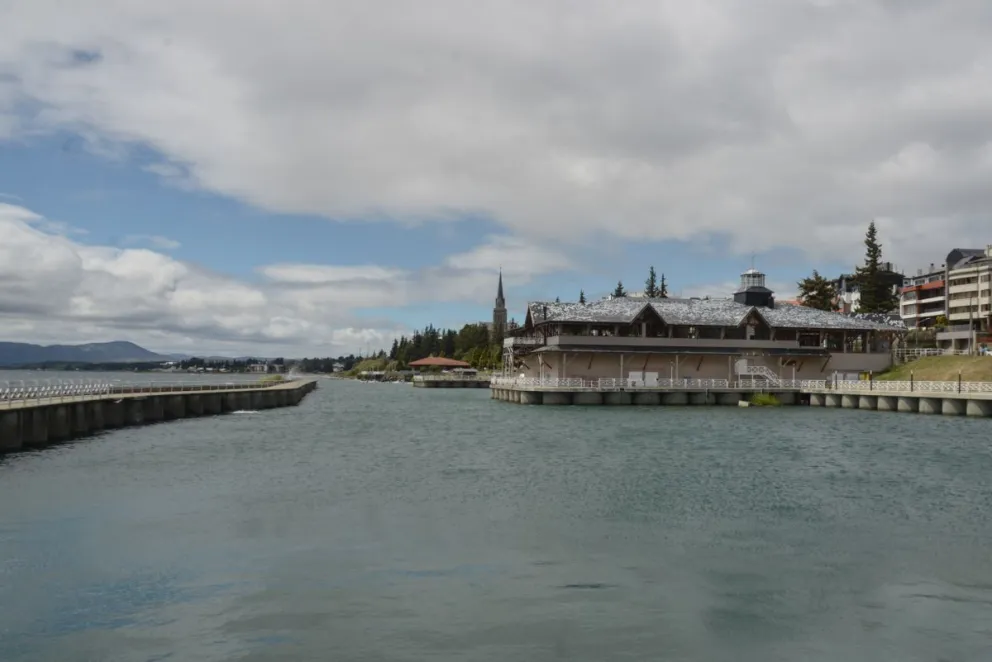 Proyecto Puerto San Carlos: “Lo que buscamos preservar son los bienes del Estado municipal”