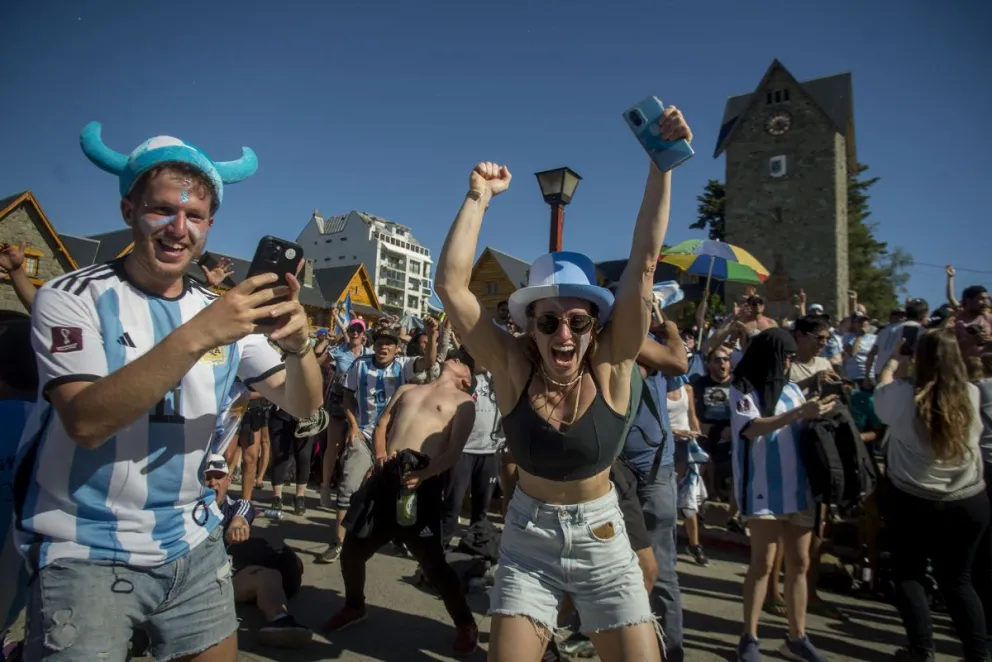 Bariloche festejó el triunfo de Argentina 