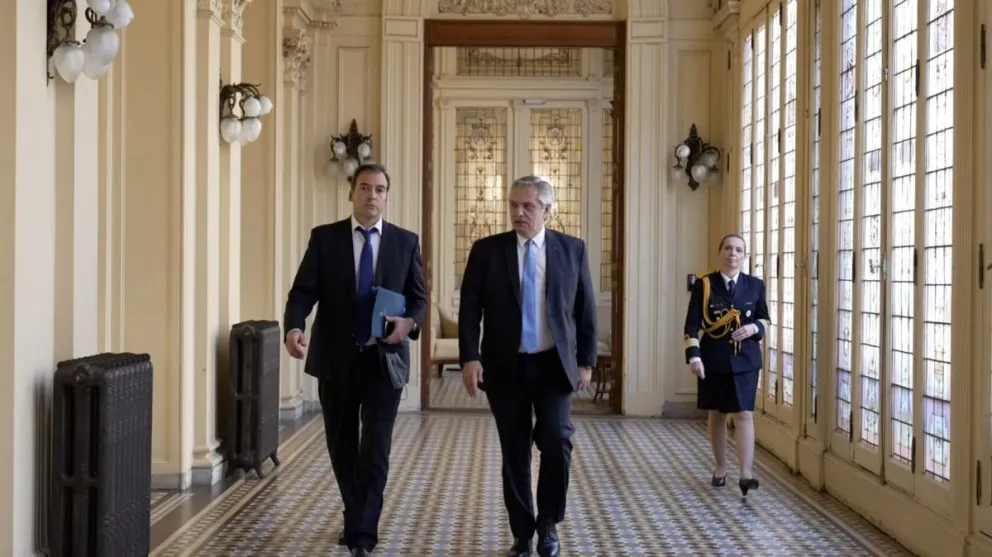 El Gobierno Nacional denunció a los implicados en el vuelo a Lago Escondido