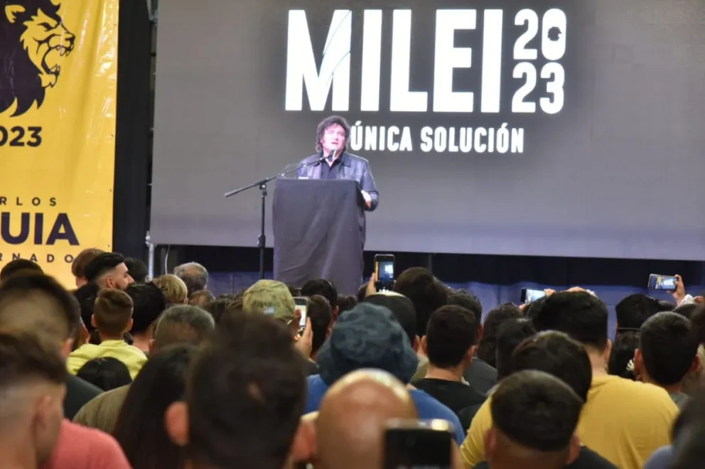 Milei pasó por la región y apoyó la candidatura de Rivero a la gobernación de Río Negro