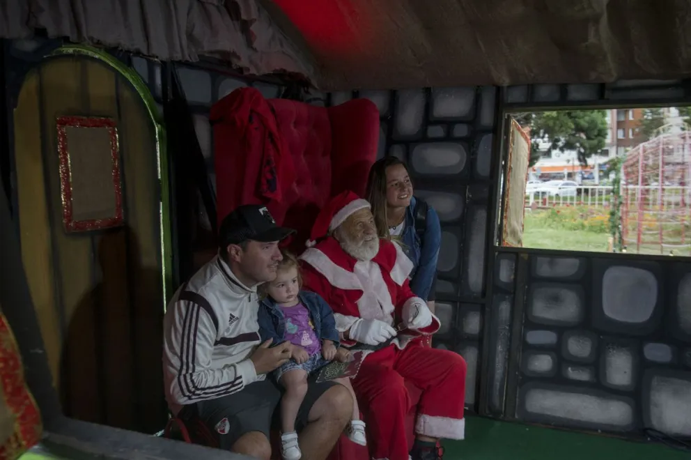 Últimos días para sacarse una foto con Papá Noel