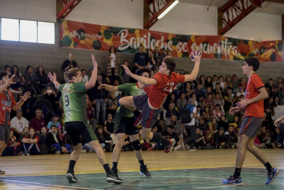 El gimnasio Municipal Nº3 recibirá el 2023 con piso nuevo