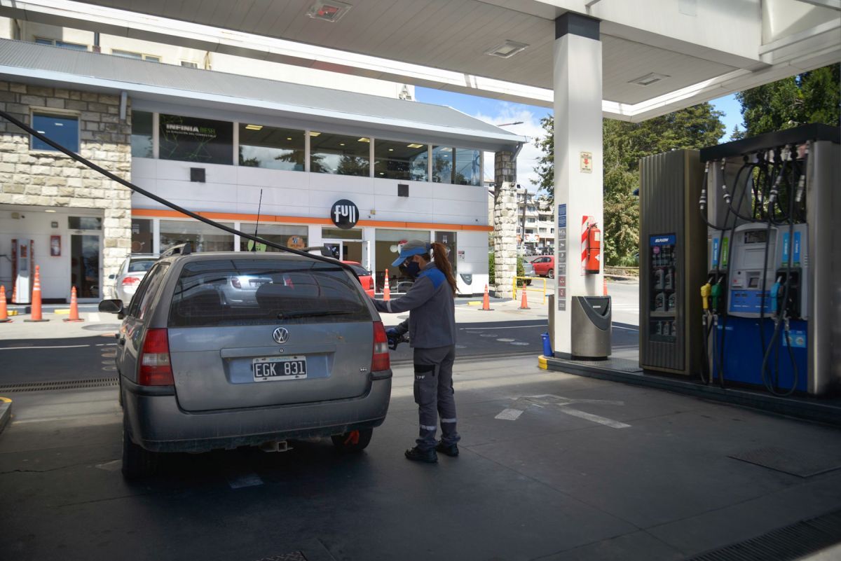 Combustibles: se viene un aumento del 4%