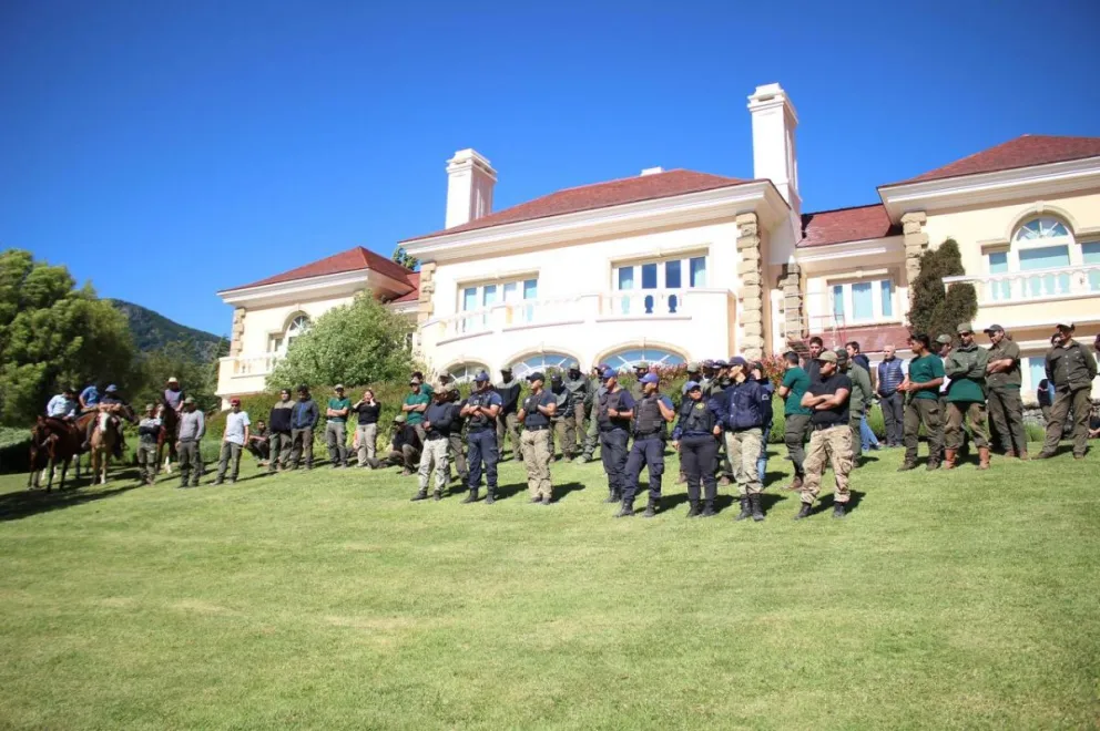 Denuncian “amenazas” por parte de trabajadores de lago Escondido