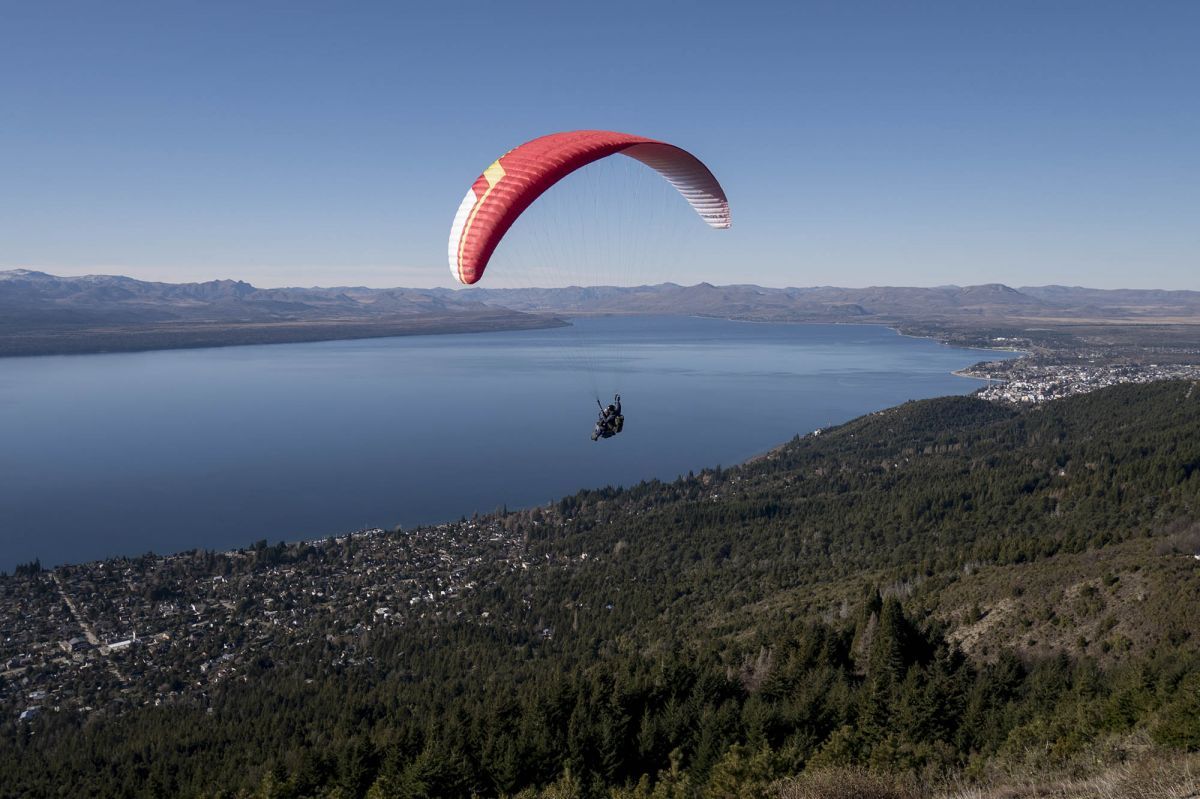 Vuelos en parapente, otra forma de disfrutar Bariloche