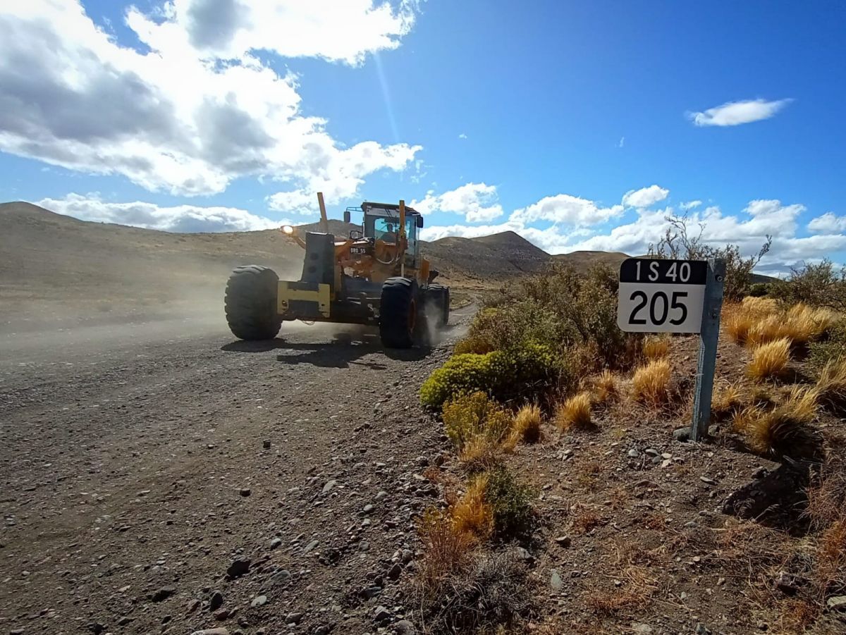 Continúan los trabajos en la ruta entre Ñorquinco y El Maitén