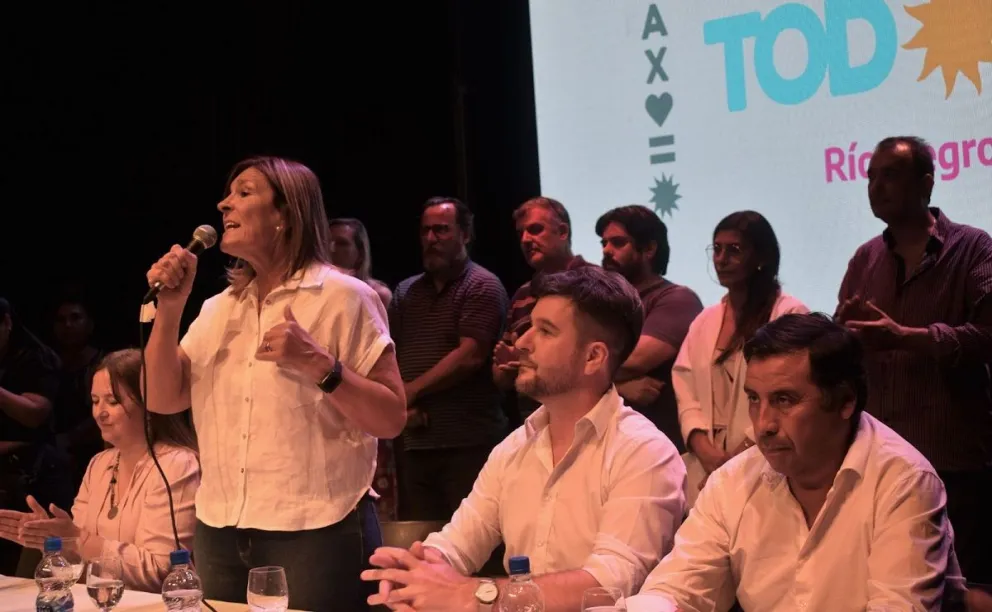 Con críticas al sector del Justicialismo que se unió a JSRN, Horne lanzó su candidatura