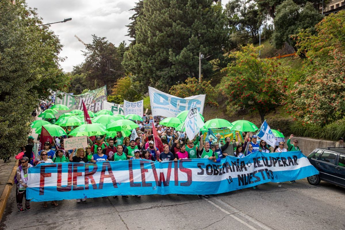 “Ni el gobierno provincial ni nacional tienen las agallas para enfrentar a Lewis”
