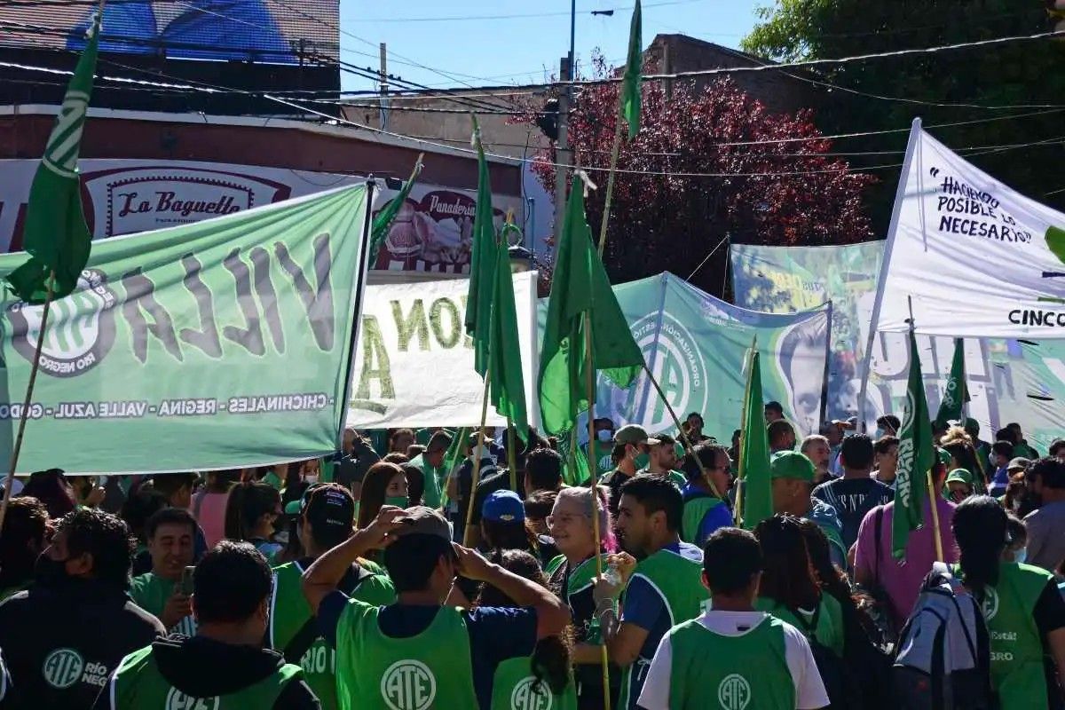 Este jueves habrá una nueva reunión entre el gobierno y los gremios