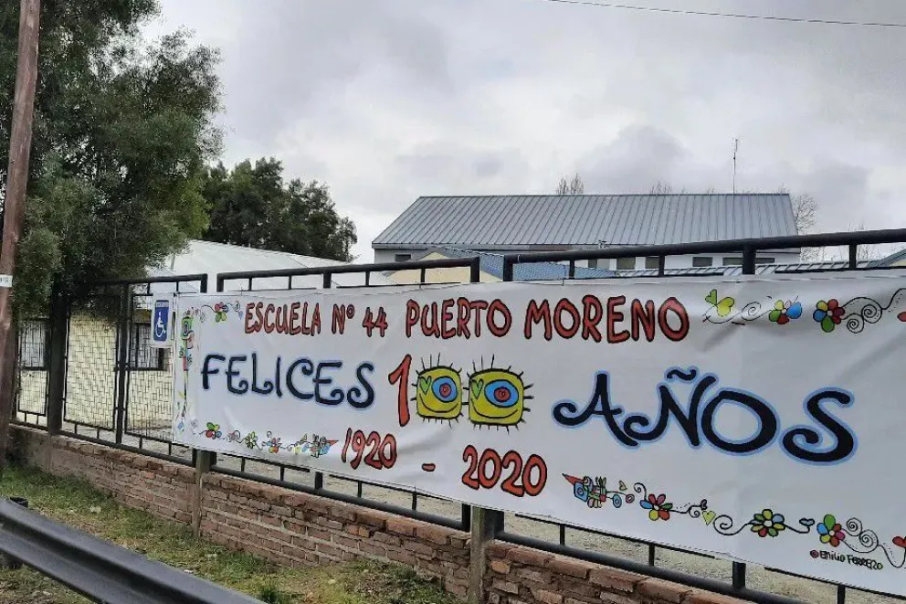 Familias reclaman por el abandono de la escuela 44