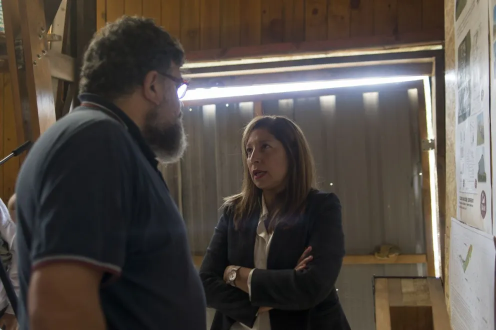 Carreras y Weretilneck, con opiniones enfrentadas por el pase a planta de trabajadores