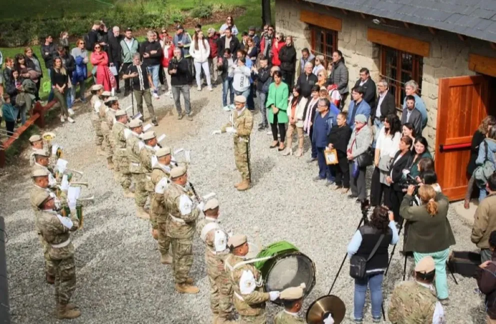 Mujeres que dejaron huella en Bariloche fueron homenajeadas en el Concejo
