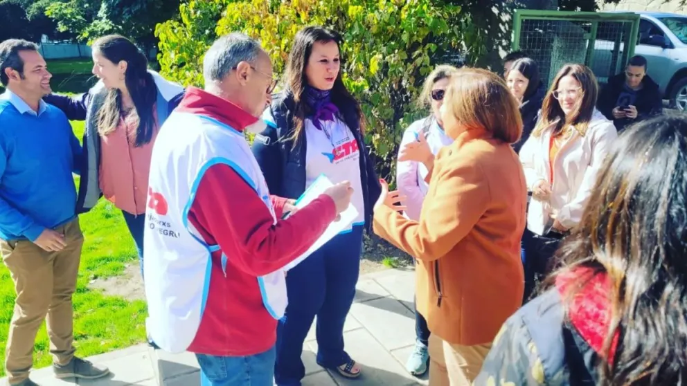 Carreras anunció que este viernes convocará a paritaria docente