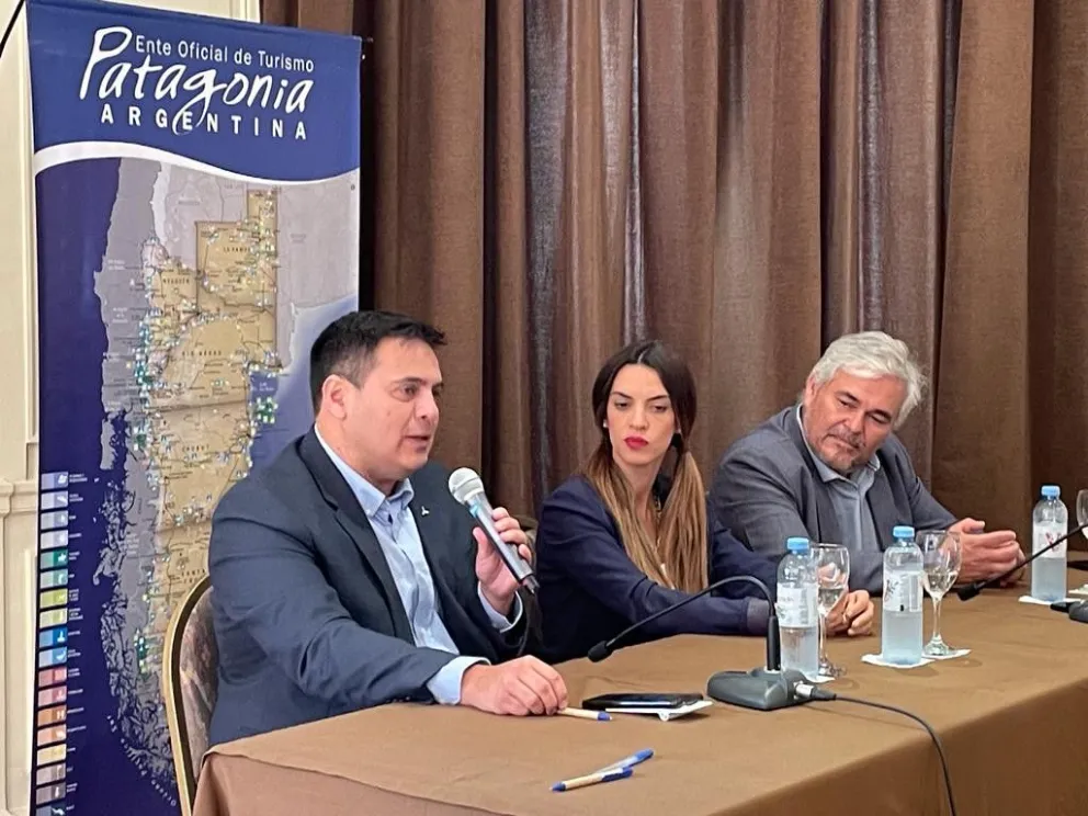 Cannestraci asumió la presidencia del Ente de Turismo Patagonia Argentina