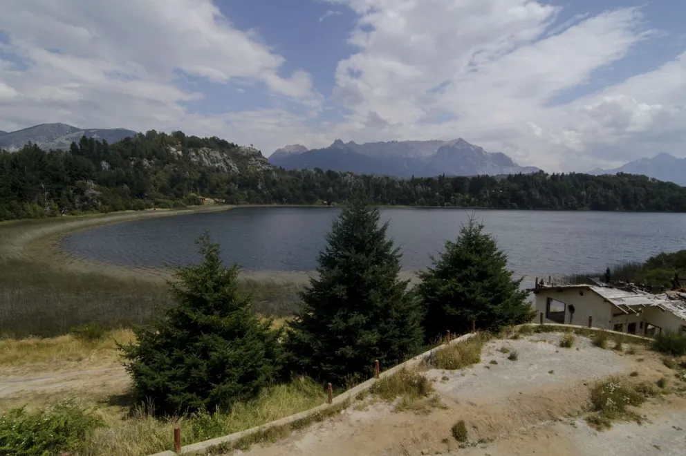 En el barrio El Trébol reclaman para tener agua potable