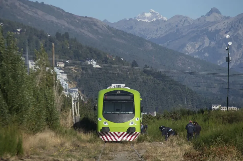 La víctima que murió embestida por el tren tenía 30 años