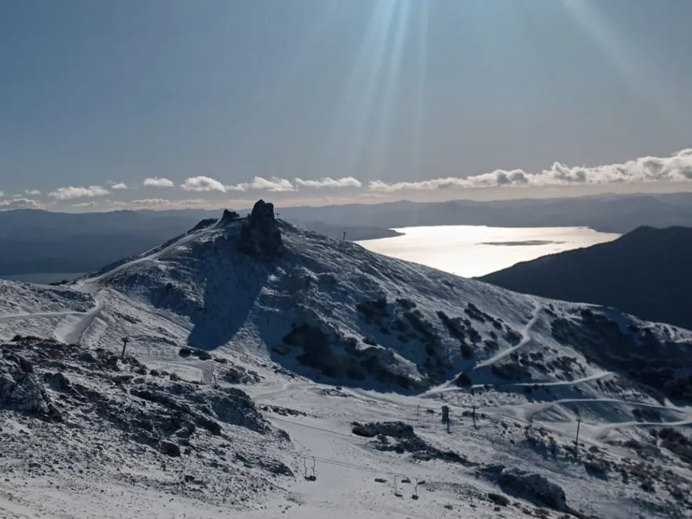 Catedral invita a disfrutar de la montaña nevada