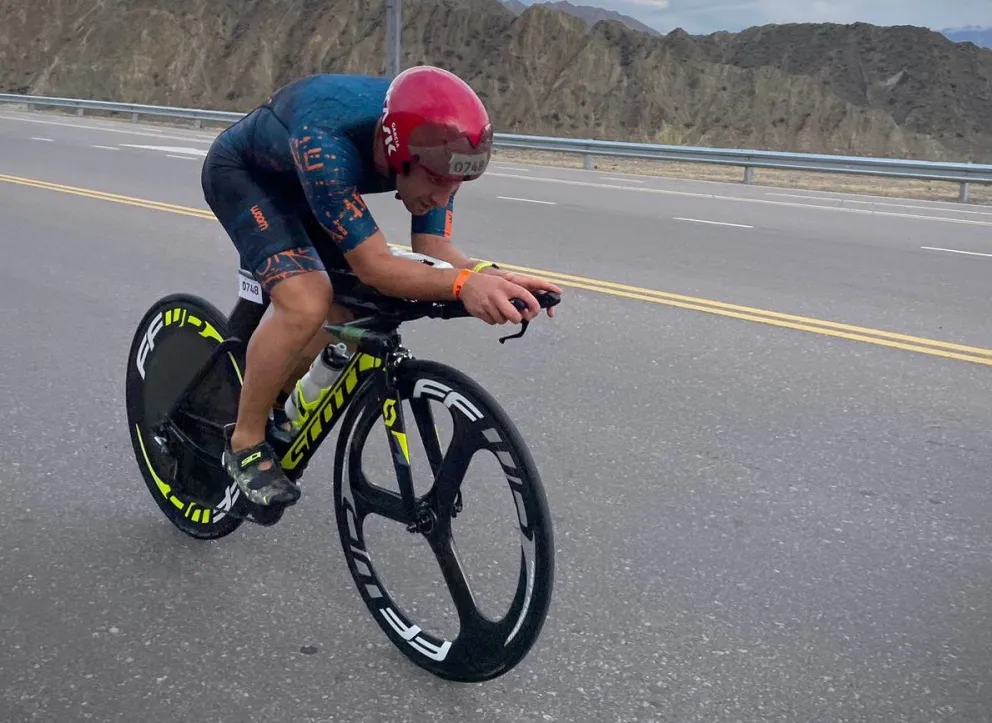 Guille García y Santiago Paz brillaron en el Ironman 70.3 de San Juan