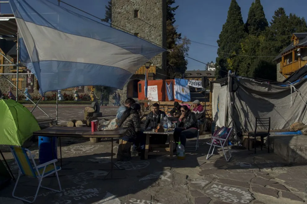 A pesar de los anuncios del gobierno, continúa el reclamo policial 