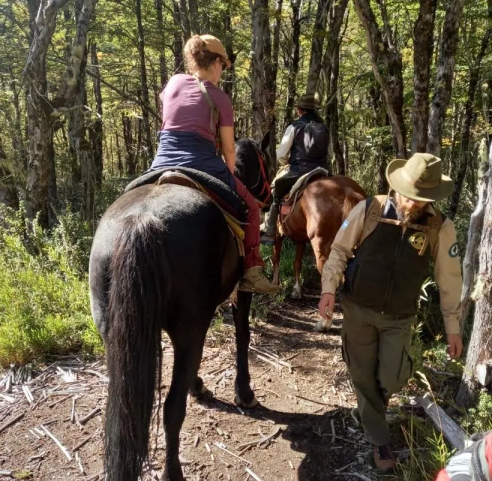 Evacuaron a una turista belga del refugio Rocca