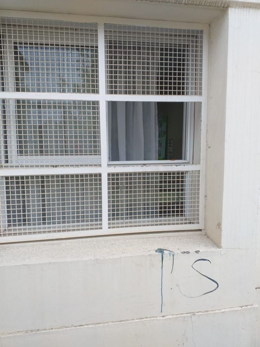 Robo y vandalismo en una escuela del barrio San Francisco