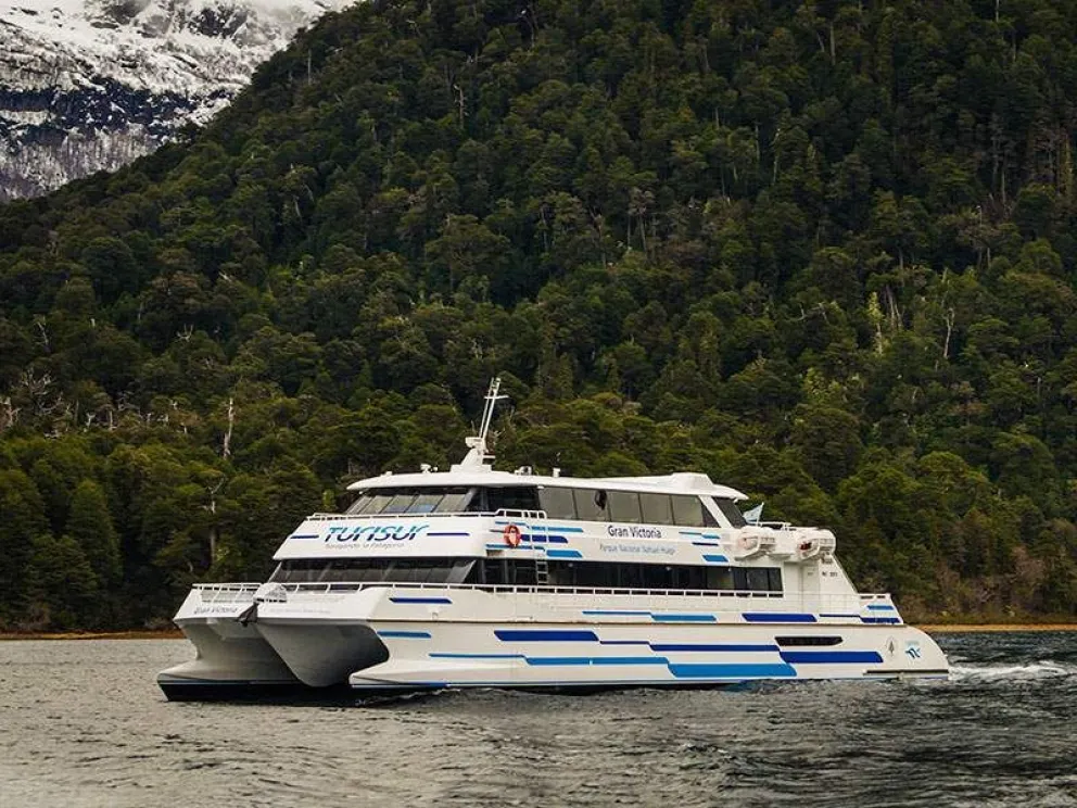 Residentes tendrán descuento para navegar a Puerto Blest, Isla Victoria y lago Frías