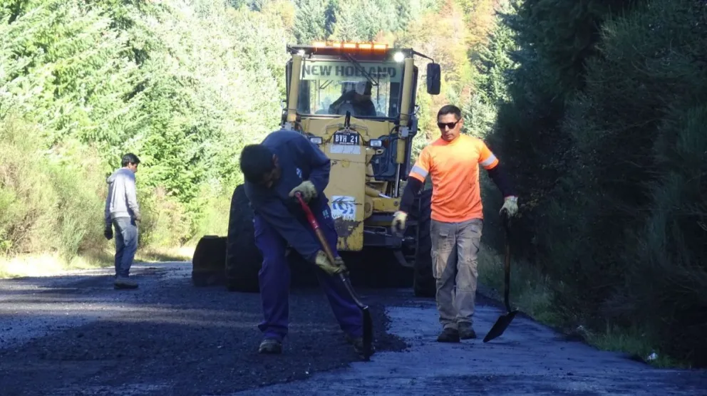 Se realizarán tareas de bacheo entre Villa Mascardi y El Bolsón