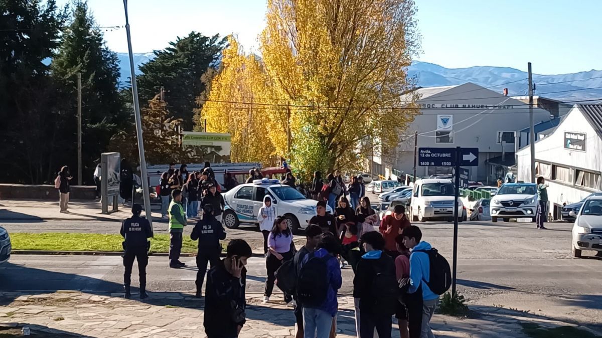Evacuaron una escuela por amenaza de bomba y no encontraron ningún explosivo