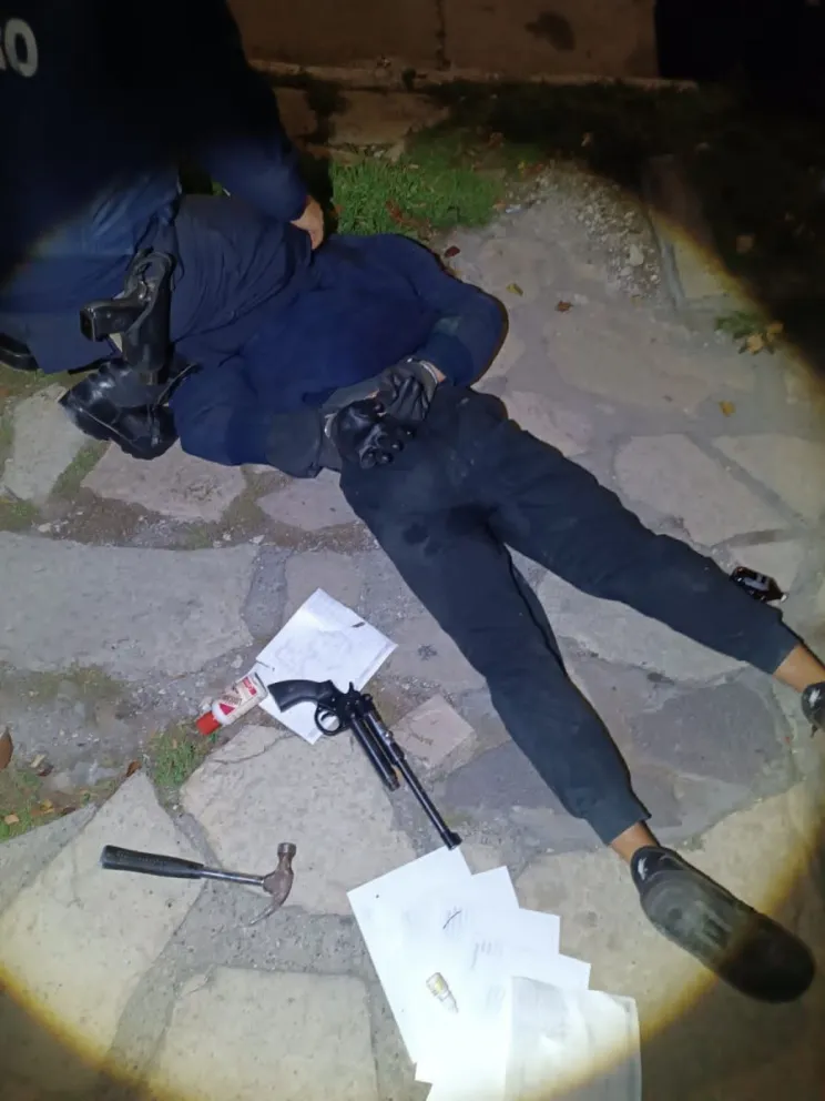 Ingresó a robar a un comercio y terminó detenido