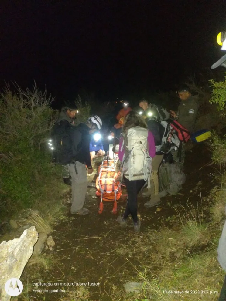 Las evacuaciones en la montaña representan un riesgo para rescatistas