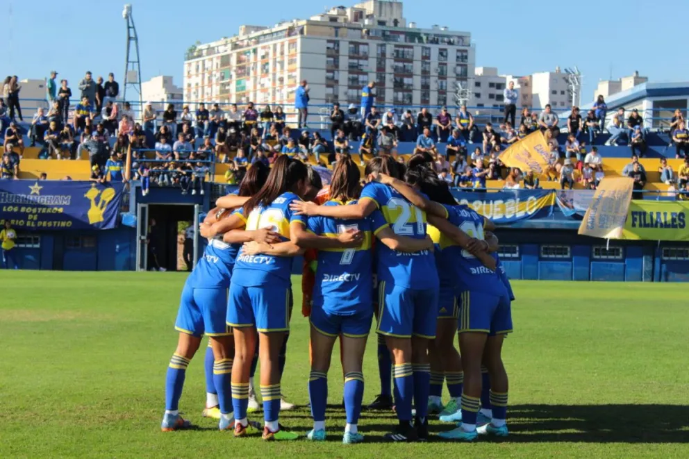 Con Miriam Mayorga, Boca goleó y sigue en lo más alto