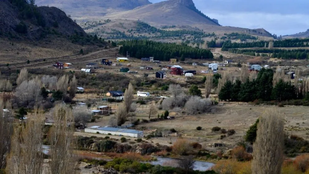 Finalizó la obra de energía eléctrica de Ñirihuau