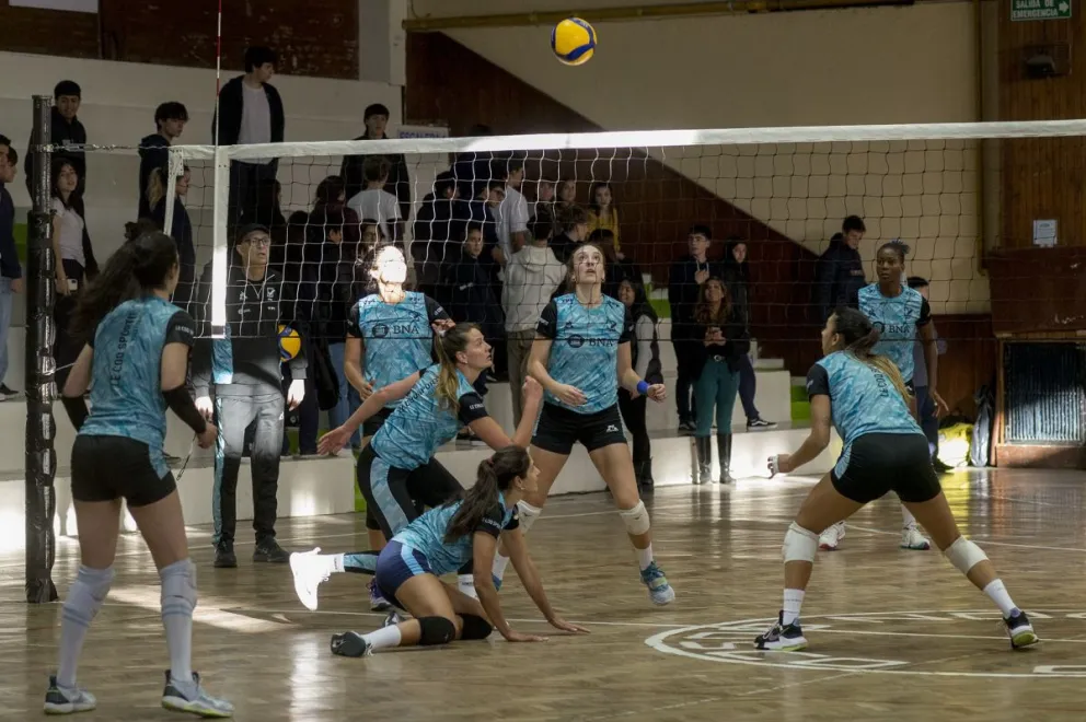 Con entrada libre y gratuita, Las Panteras juegan un amistoso interno