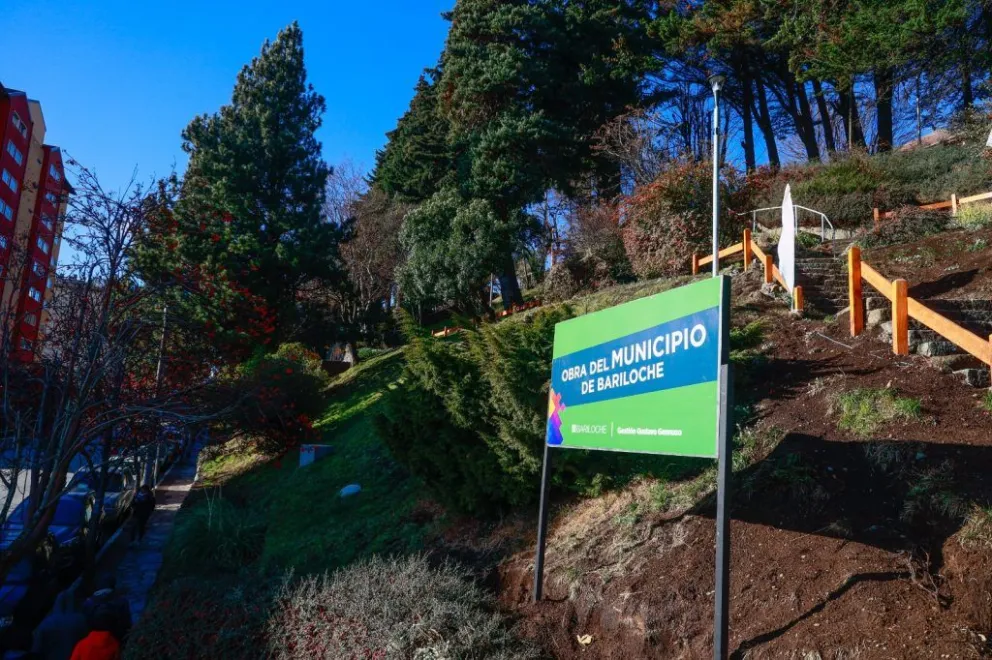 Inauguraron el renovado Paseo de las Colectividades