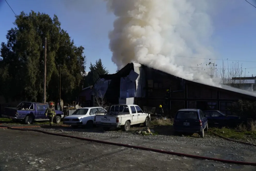 Voraz incendio en el barrio San Francisco