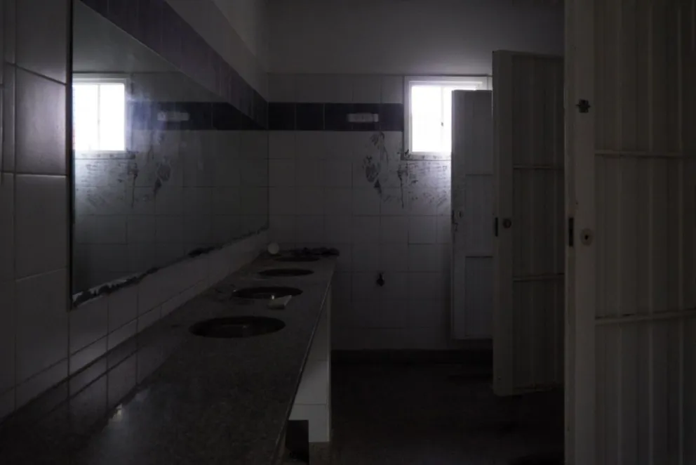 Se robaron hasta los inodoros en la ESRN 36