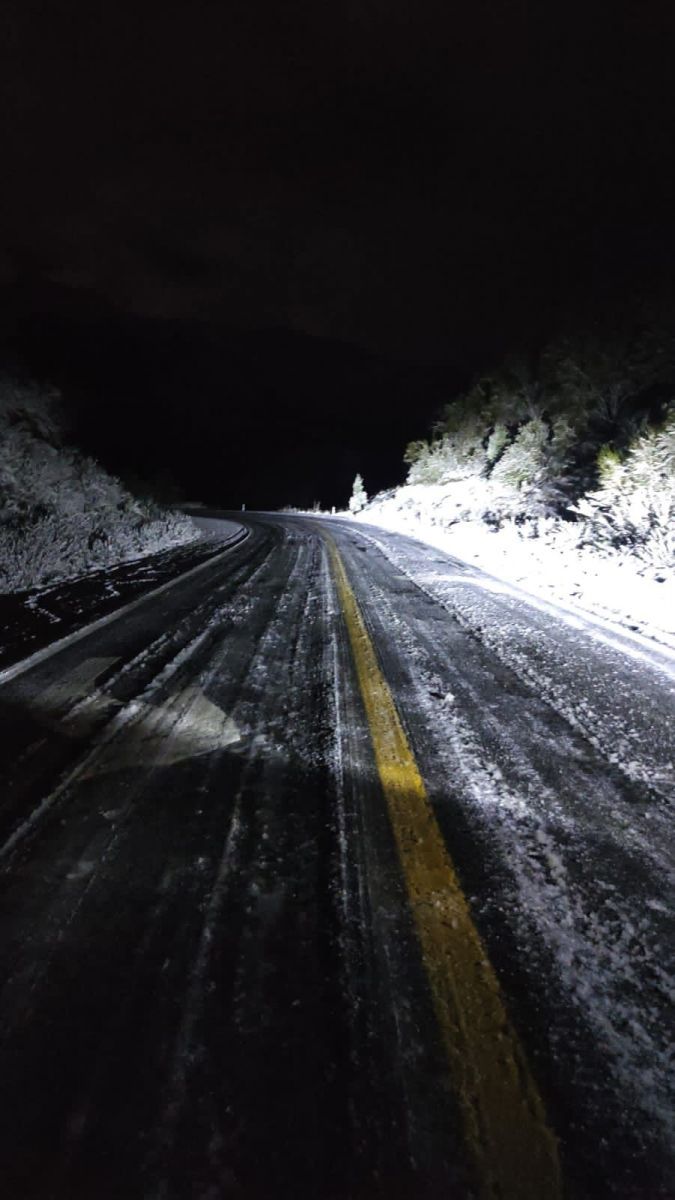 Rutas con hielo y nieve: piden transitar con precaución