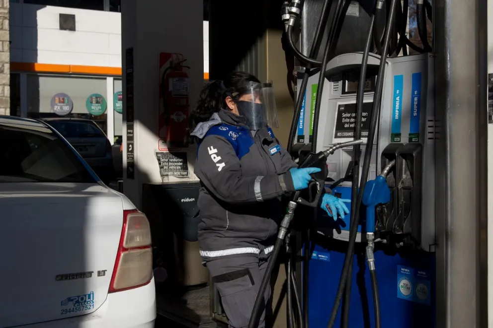 Ya rige el nuevo aumento de combustible