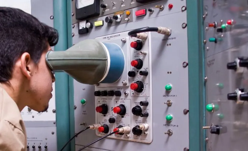 Convocan a jóvenes para ingresar a la CNEA con becas de formación